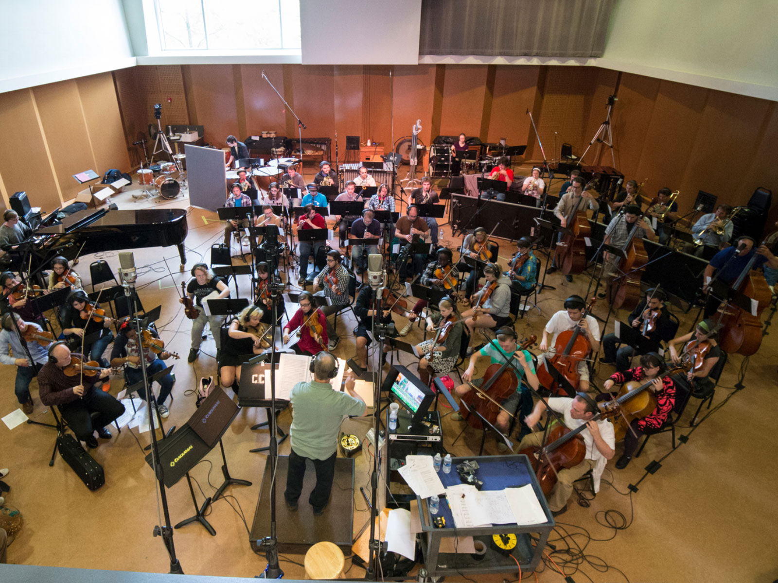 Overhead shot of full symphonic band and instructor in the Niemeyer Center at the Oregon City campus Overhead shot of full symphonic band and instructor in the Niemeyer Center at the Oregon City campus