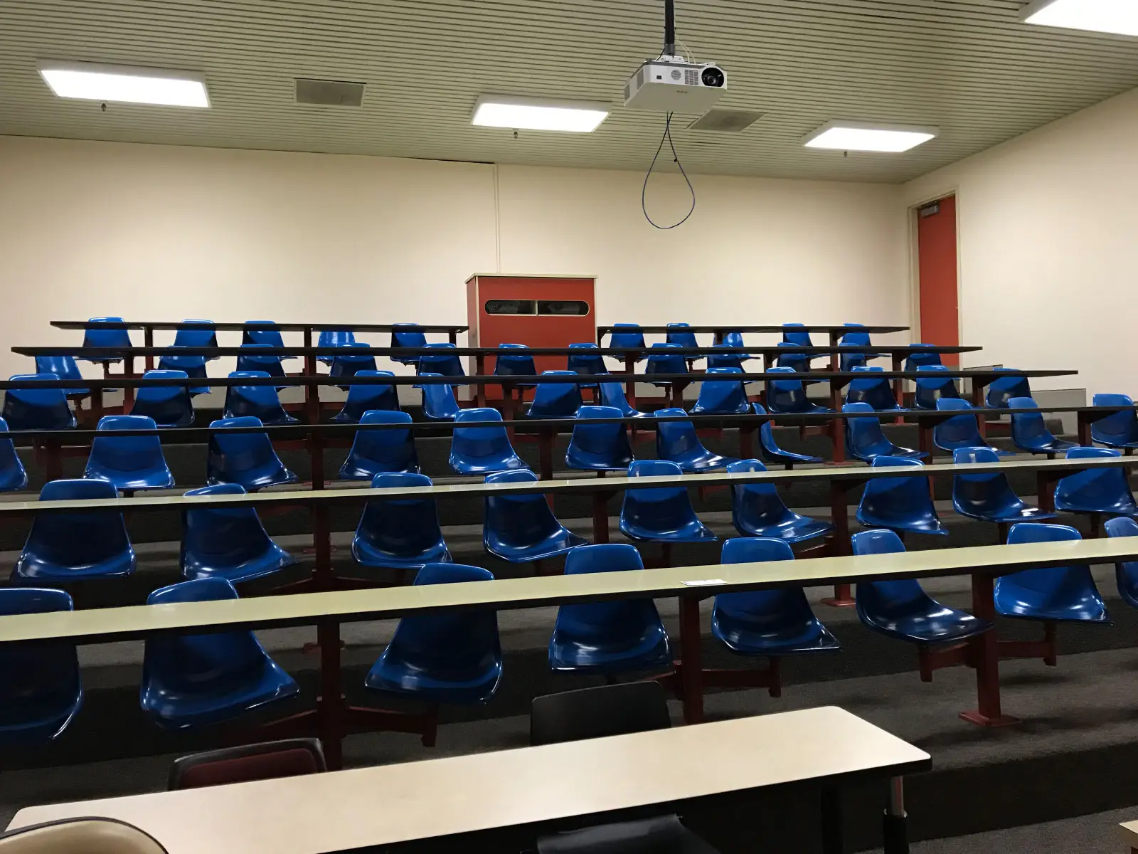 The Pauling Lecture Hall with dozens of blue, swiveling seats, located at the Oregon City campus The Pauling Lecture Hall with dozens of blue, swiveling seats, located at the Oregon City campus