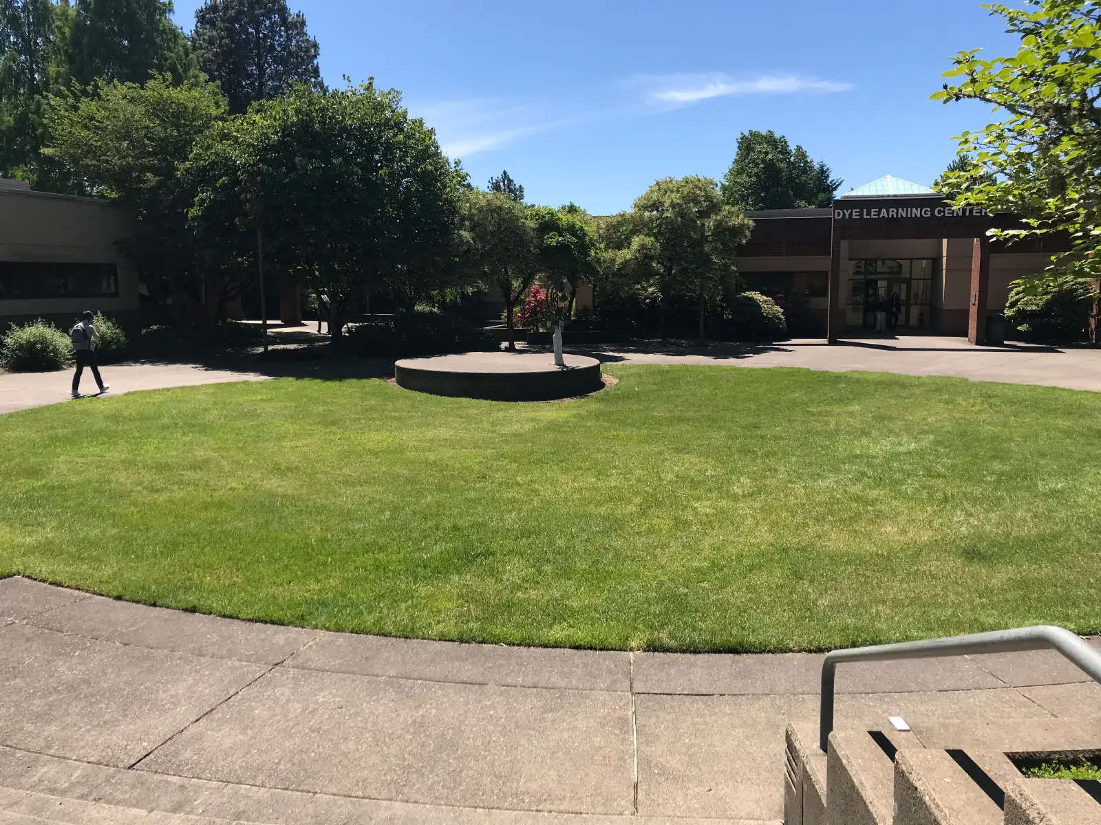 The grassy seating area outside the Dye Learning Center and Gregory Forum at the Oregon City campus The grassy seating area outside the Dye Learning Center and Gregory Forum at the Oregon City campus